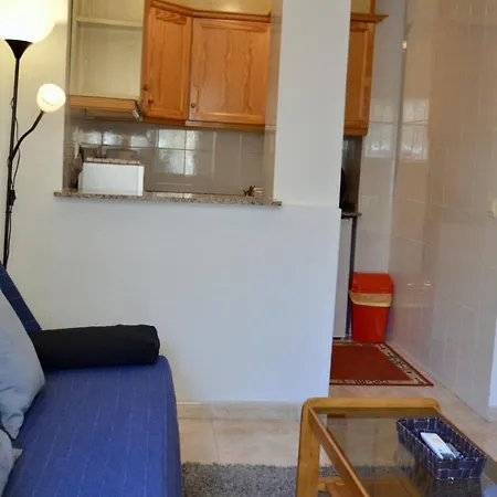 4 Tiny Beach Apartment