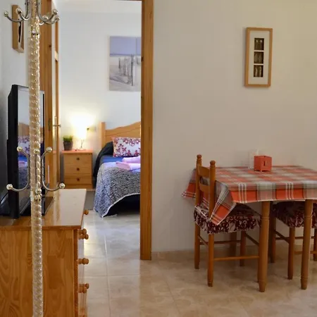 4 Tiny Beach Apartment Torrevieja