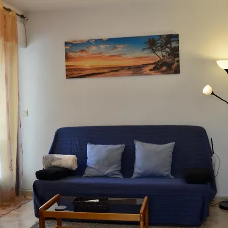 Apartment 4 Tiny Beach *